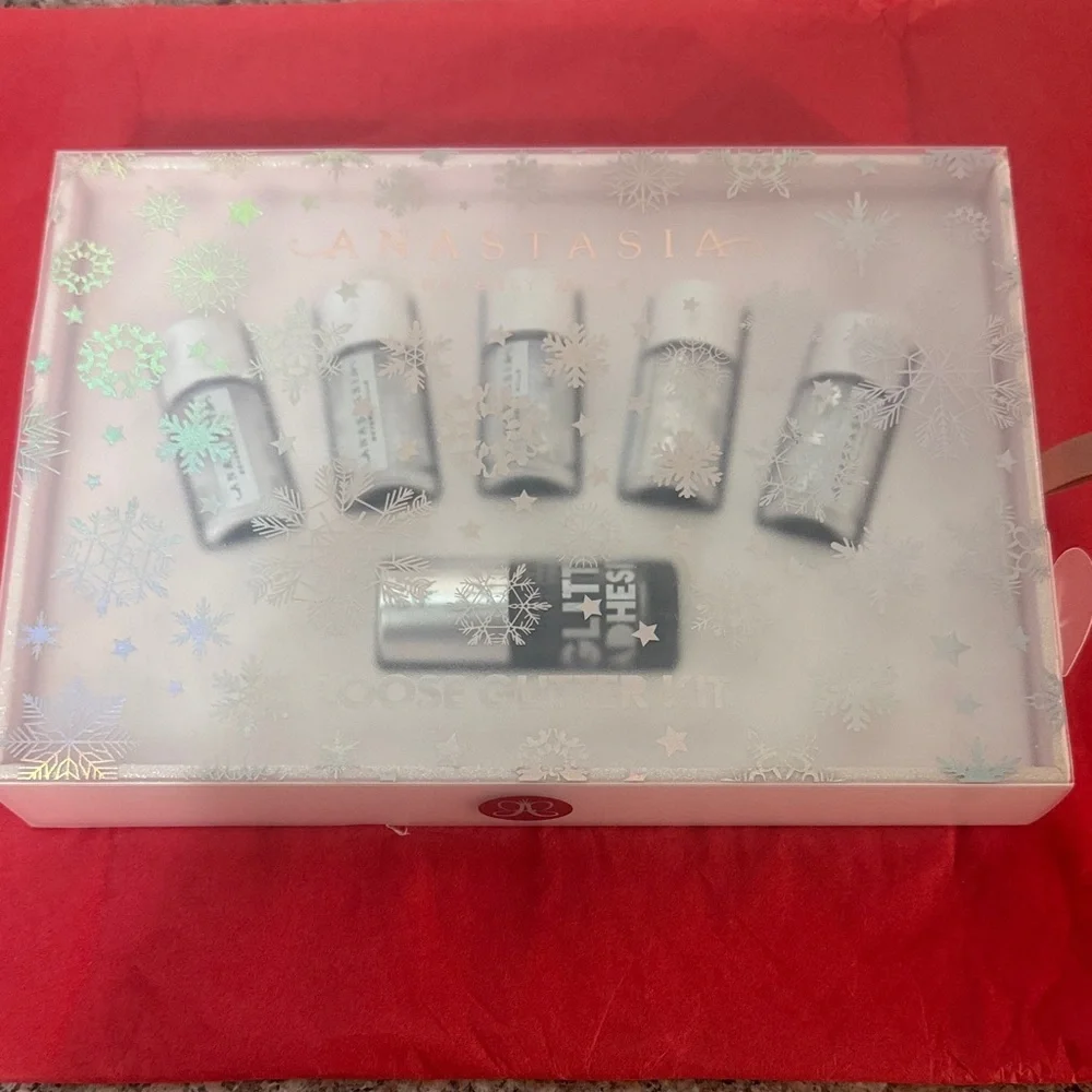 Anastasia Silver Makeup Set